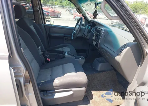 2005 Ford Explorer Sport Trac Adrenalin/Xls/Xlt z USA, uszkodzony, nr VIN 1FMZU77K75UB14875